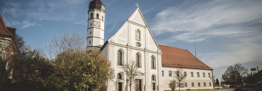 Blaesig Architekten Kirche Beyharting 01