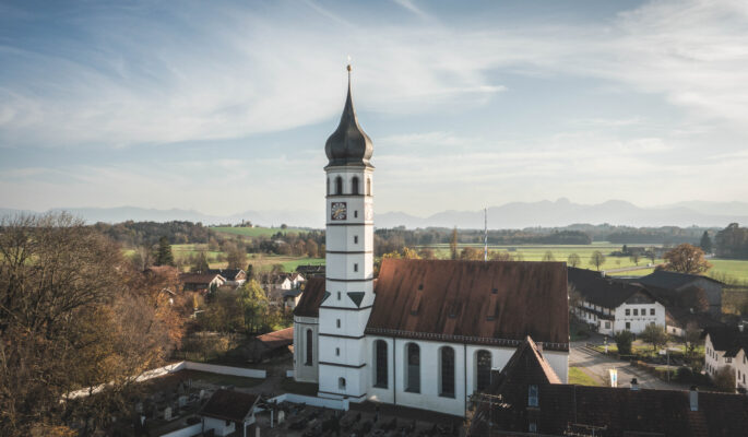 Kirche Beyharting