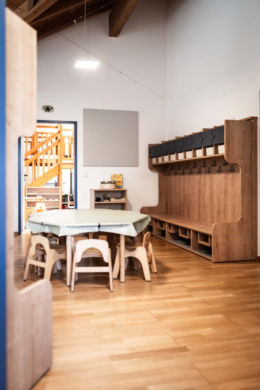 Blaesig Architekten Villa Kunterbunt Garderobe